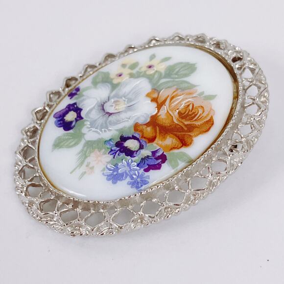 Vintage Mid Century Porcelain Floral Cameo Brooch Pendant Silver Filigree Oval - Picture 5 of 11